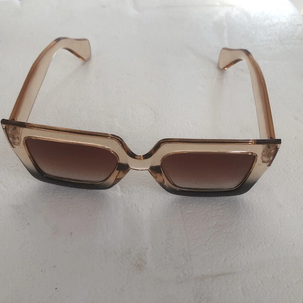 Sunglasses Woman's Fashion LG frame tortoise shell, Black, Ombre Lot of 3 NWOT